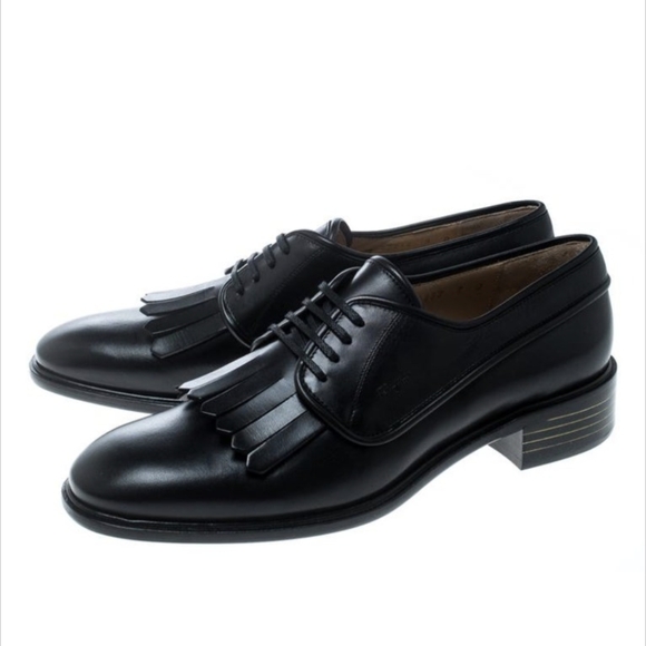 Salvatore Ferragamo Black Leather Faber Fringe Detail Derby - Picture 3 of 6